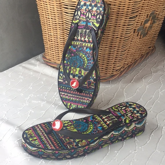 Sakroots Shoes - Sakroots platform flip flop bohemian